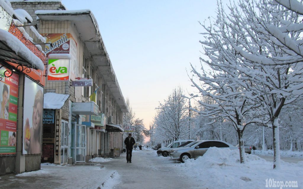 Много снега