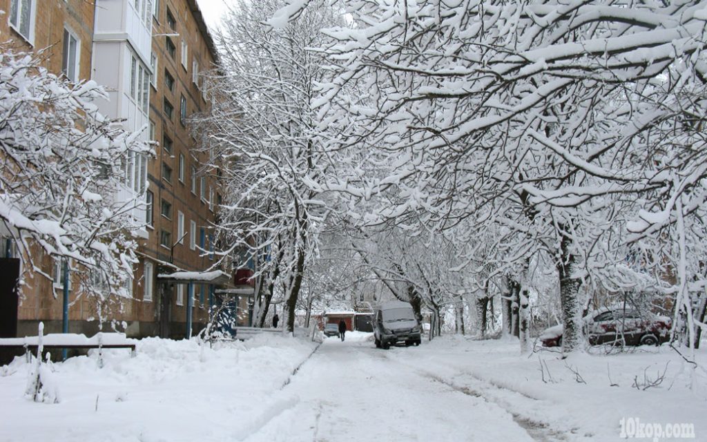 Наши заснеженные дворы