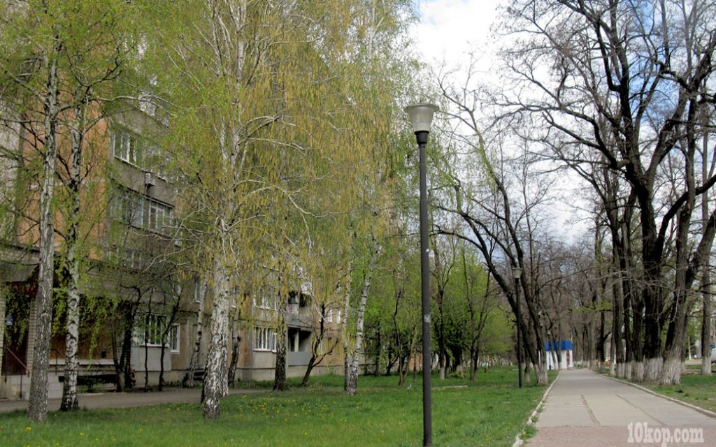 Нет ничего дальше, чем вчера, и нет ничего ближе, чем завтра.