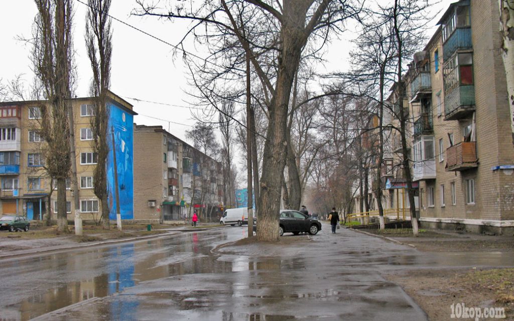 Хмурый май.  Авдеевка.