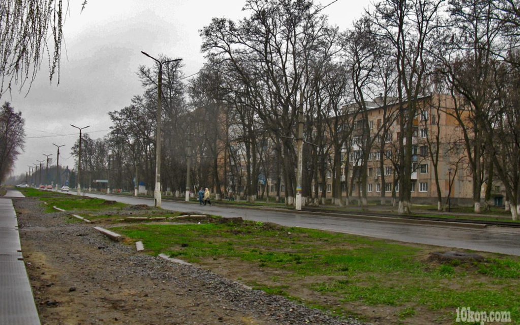 Хмурый май.  Авдеевка.