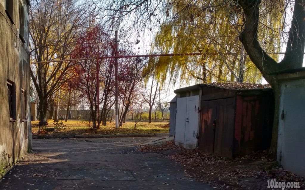 Осень уходит тихонько ...