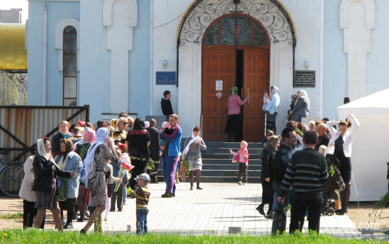Авдеевка. Храм Марии Магдалины. 28.04.2013 год 9:24